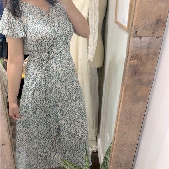 Sienna Sky Floral Green maxi Dress size large - Picture 2 of 8